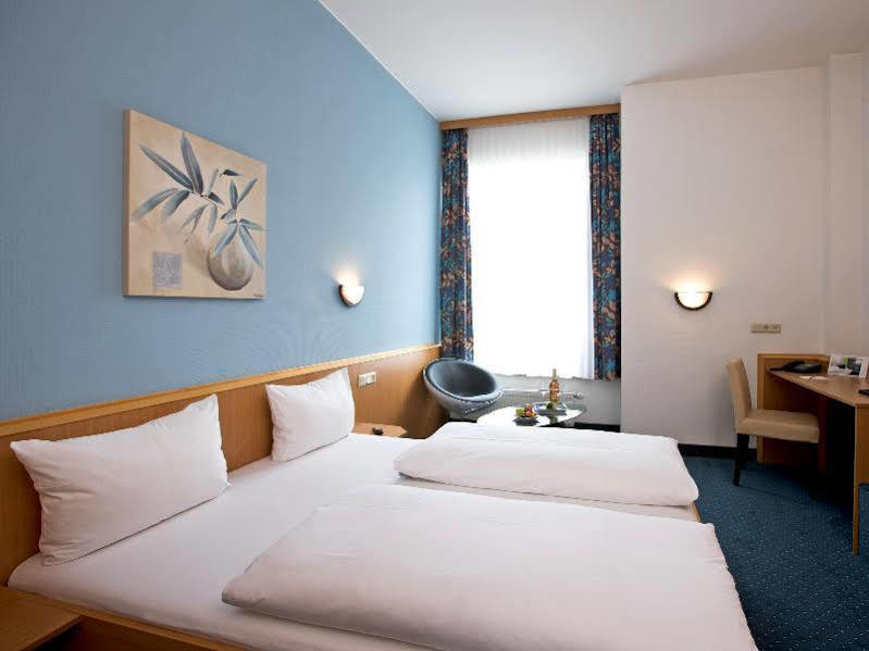 Dormero Hotel Bretten Kültér fotó